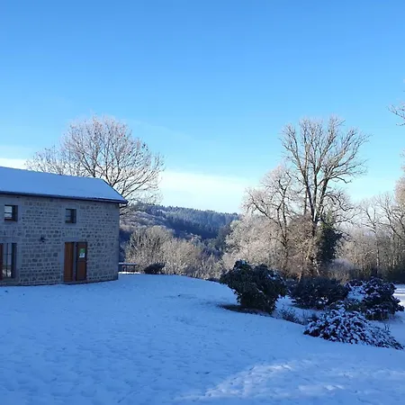 Bed & Breakfast Domaine De Montvianeix Saint-Victor-Montvianeix